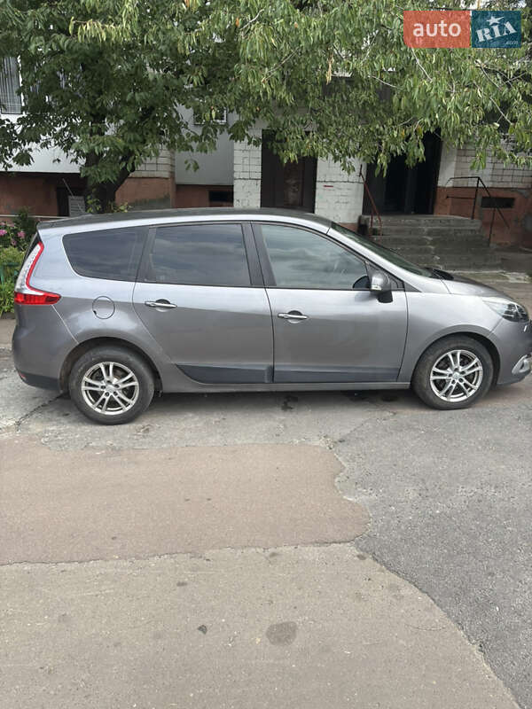 Минивэн Renault Scenic 2012 в Новояворовске