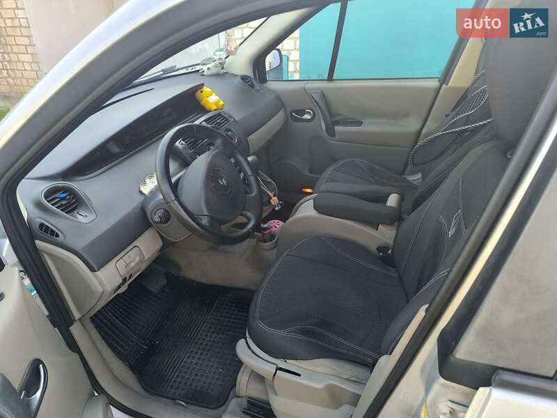 Минивэн Renault Scenic 2005 в Николаеве
