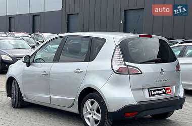 Минивэн Renault Scenic 2013 в 