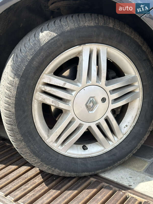 Минивэн Renault Scenic 2006 в Бахмаче