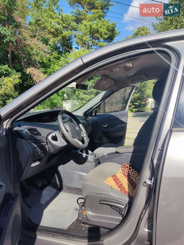 Мінівен Renault Scenic 2011 в Харкові