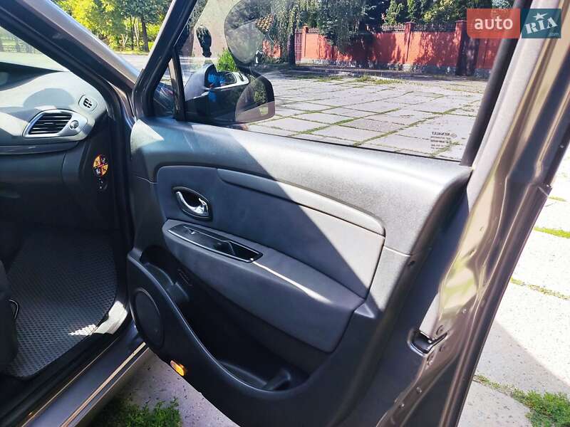 Мінівен Renault Scenic 2011 в Харкові