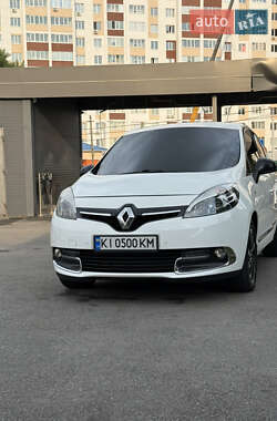 Мінівен Renault Scenic 2015 в Києві