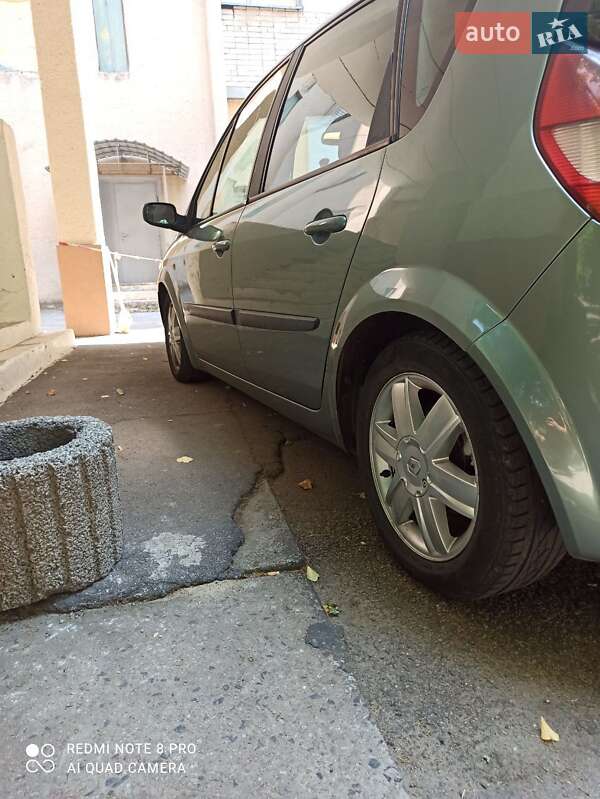 Минивэн Renault Scenic 2004 в Херсоне