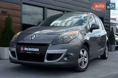 Минивэн Renault Scenic 2010 в 