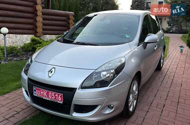 Минивэн Renault Scenic 2011 в Киеве