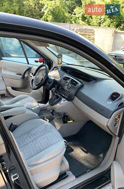 Минивэн Renault Scenic 2006 в 