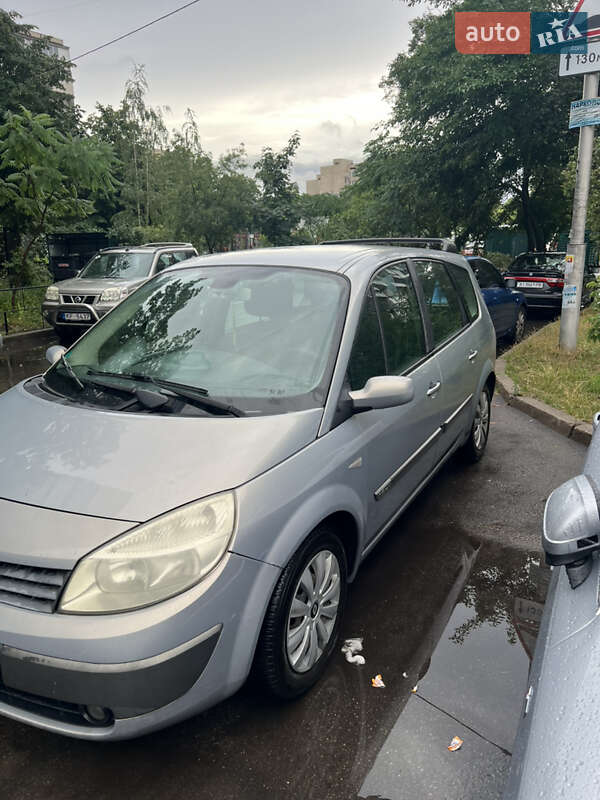 Минивэн Renault Scenic 2004 в Киеве