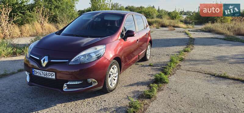 Renault Scenic 2012