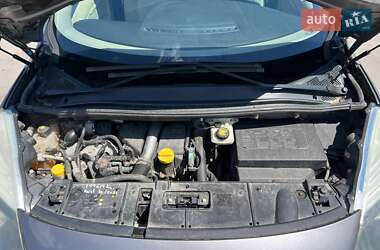 Минивэн Renault Scenic 2011 в 
