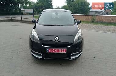 Минивэн Renault Scenic 2012 в Косове