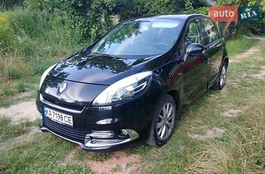 Минивэн Renault Scenic 2012 в 