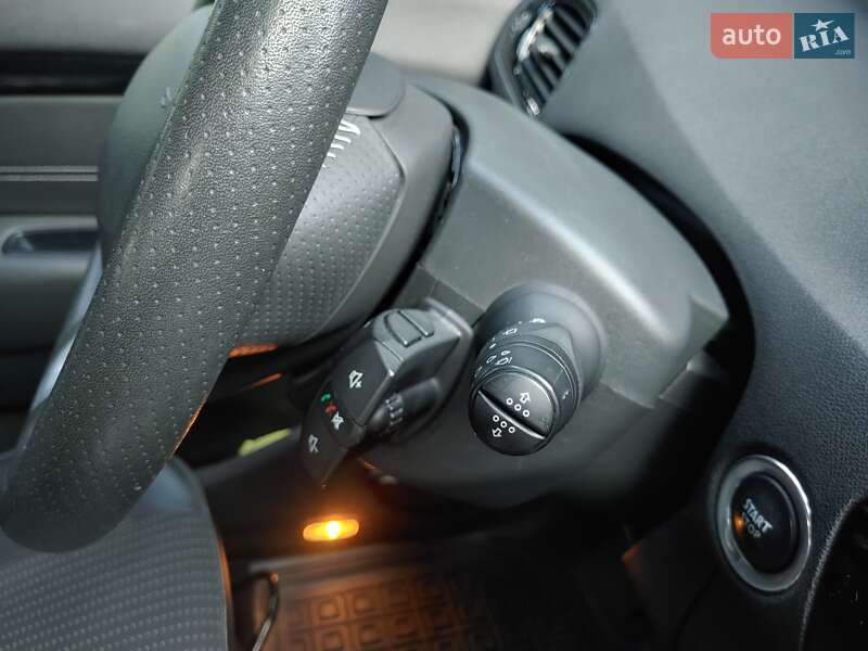 Минивэн Renault Scenic 2012 в Киеве фото 21 Минивэн Renault Scenic 2012 в Киеве