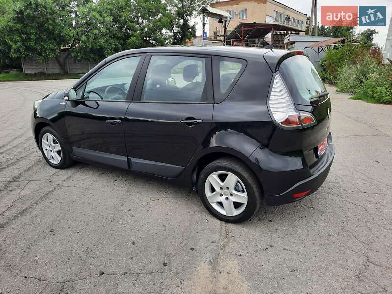 Минивэн Renault Scenic 2013 в Полтаве