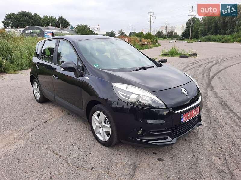 Минивэн Renault Scenic 2013 в Полтаве