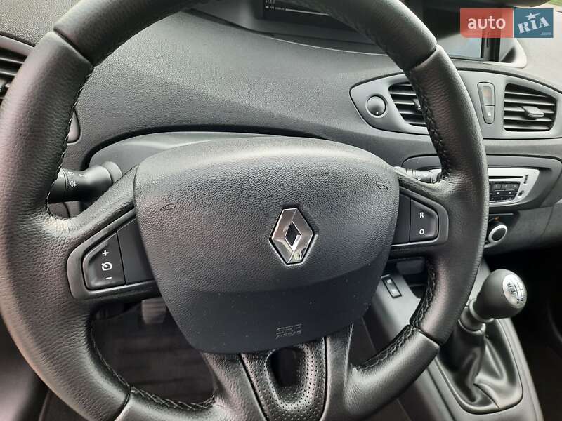 Минивэн Renault Scenic 2013 в Полтаве