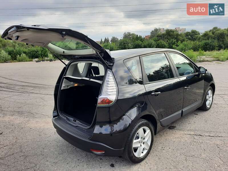 Минивэн Renault Scenic 2013 в Полтаве