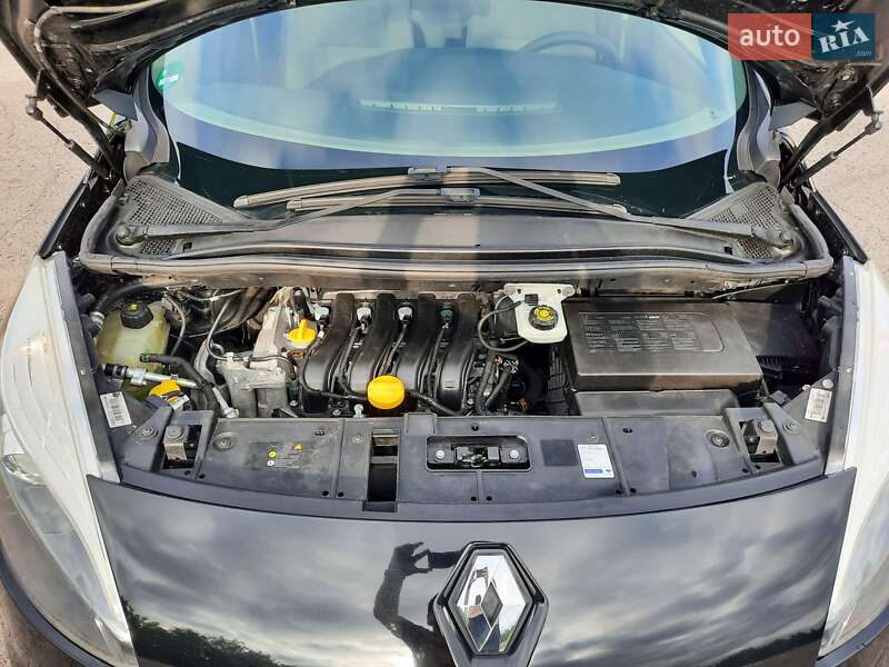 Минивэн Renault Scenic 2013 в Полтаве