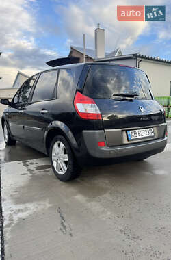 Минивэн Renault Scenic 2005 в 