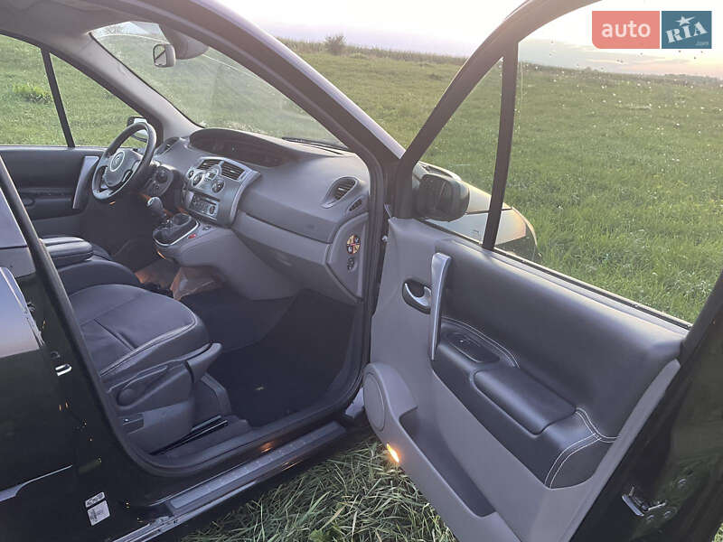 Минивэн Renault Scenic 2008 в Ровно