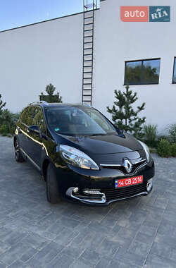 Минивэн Renault Scenic 2014 в 
