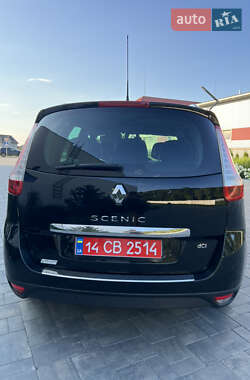 Минивэн Renault Scenic 2014 в 