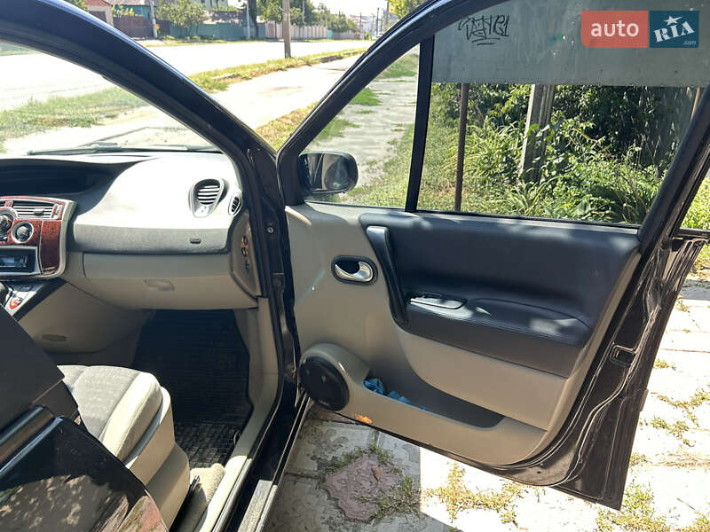 Минивэн Renault Scenic 2005 в Песочине