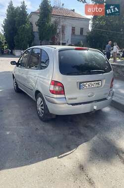 Минивэн Renault Scenic 2003 в 