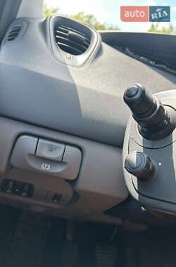 Минивэн Renault Scenic 2008 в 
