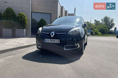 Минивэн Renault Scenic 2013 в 