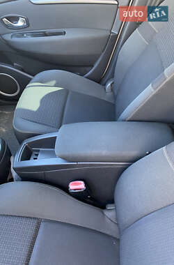 Минивэн Renault Scenic 2009 в 