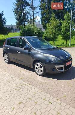 Минивэн Renault Scenic 2009 в Ровно