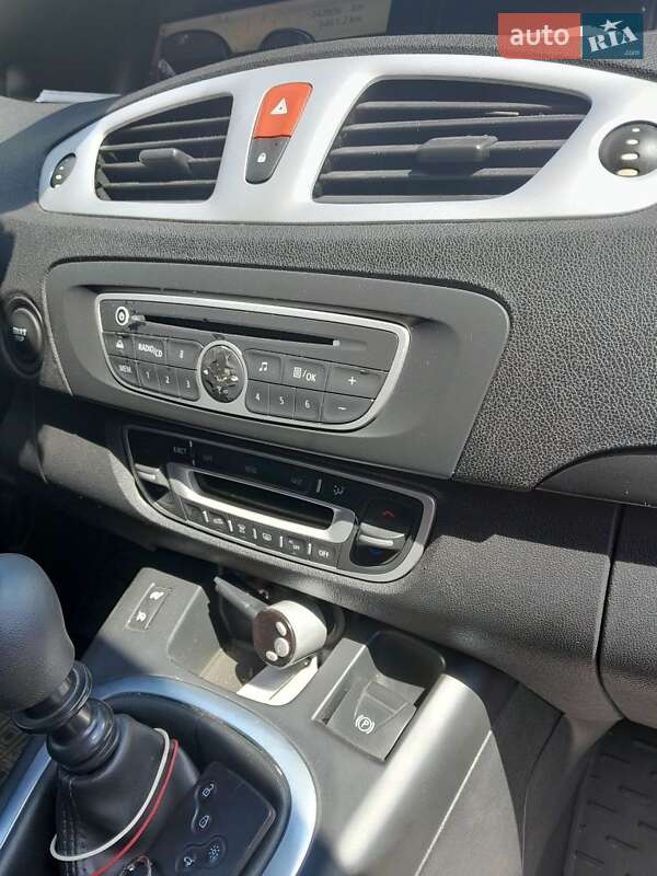 Минивэн Renault Scenic 2010 в Первомайске