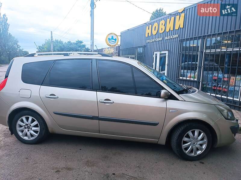 Минивэн Renault Scenic 2008 в Петропавловке