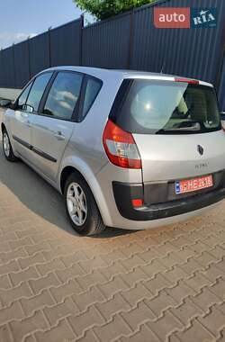 Минивэн Renault Scenic 2006 в 
