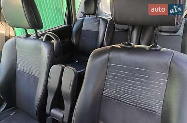 Минивэн Renault Scenic 2005 в 