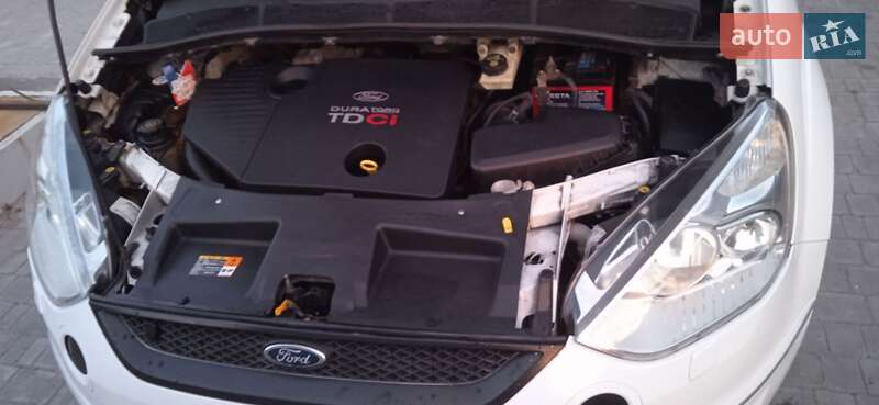 Мінівен Renault Scenic 2007 в Зарічному