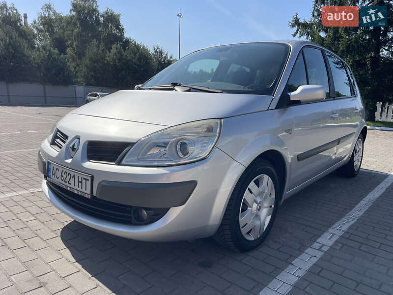 Минивэн Renault Scenic 2006 в Луцке