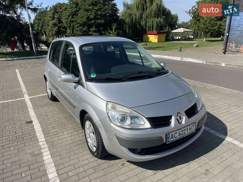 Минивэн Renault Scenic 2006 в Луцке