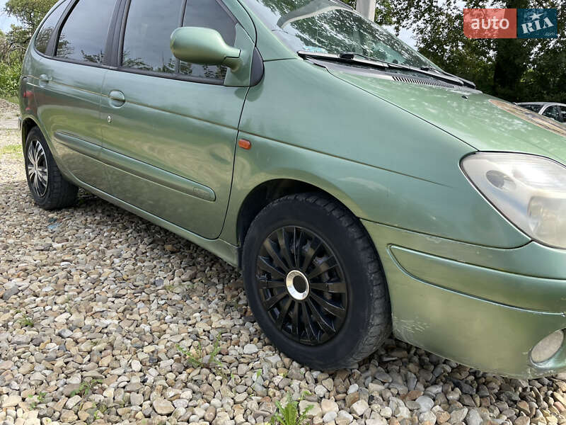 Минивэн Renault Scenic 2000 в Бориславе