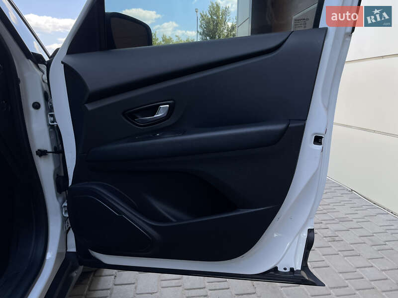 Мінівен Renault Scenic 2019 в Бердичеві фото 32 Мінівен Renault Scenic 2019 в Бердичеві