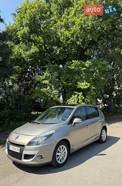 Минивэн Renault Scenic 2009 в Снятине