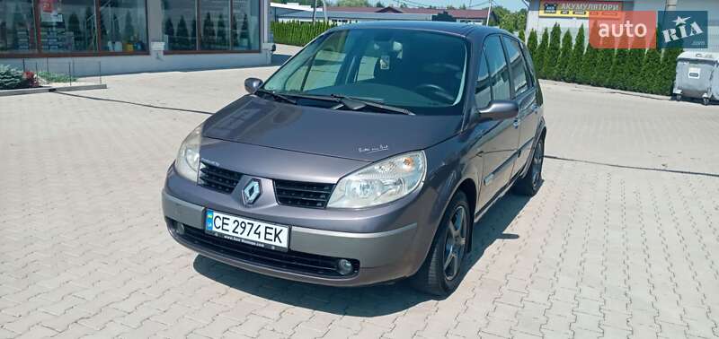Минивэн Renault Scenic 2004 в 