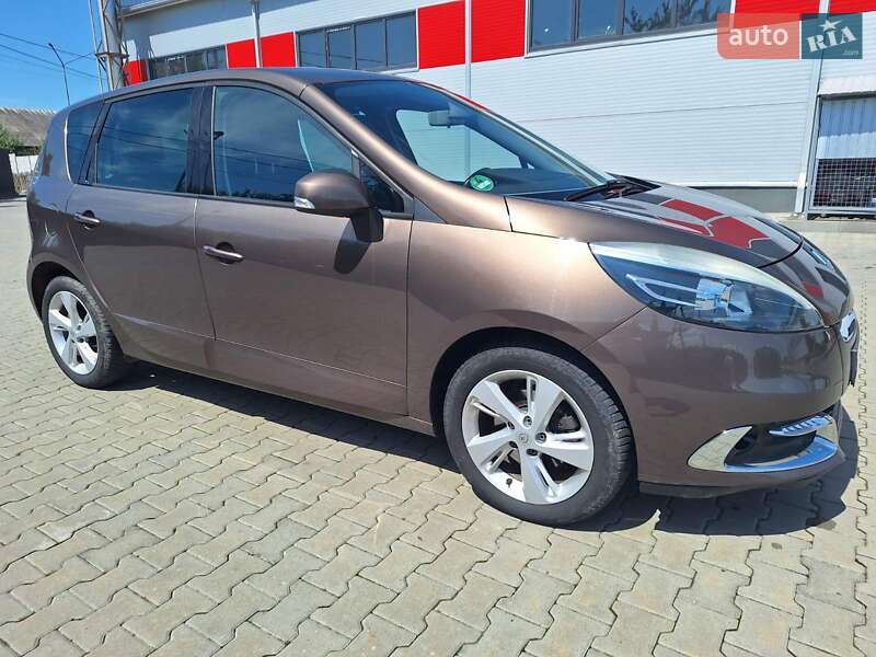 Минивэн Renault Scenic 2013 в Нововолынске