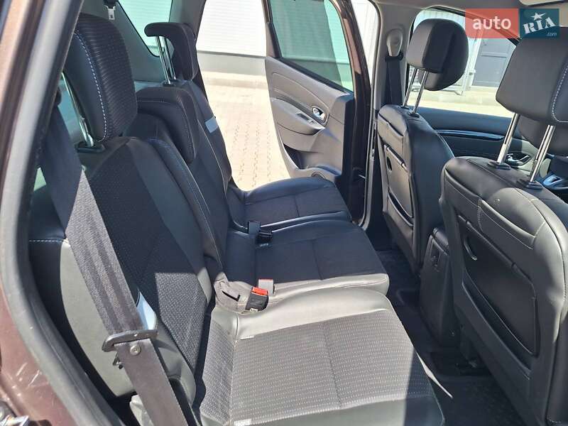Минивэн Renault Scenic 2013 в Нововолынске