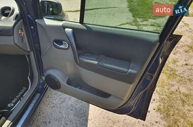 Минивэн Renault Scenic 2003 в 