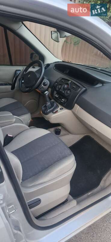 Мінівен Renault Scenic 2005 в Святопетрівське фото 11 Мінівен Renault Scenic 2005 в Святопетрівське