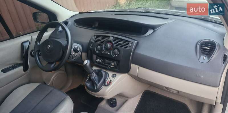 Мінівен Renault Scenic 2005 в Святопетрівське фото 15 Мінівен Renault Scenic 2005 в Святопетрівське
