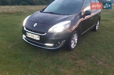 Минивэн Renault Scenic 2012 в Ровно