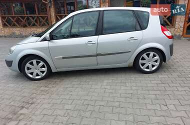 Минивэн Renault Scenic 2005 в 